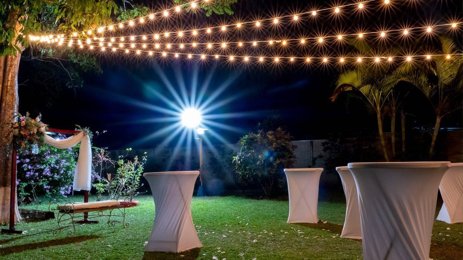 Mesa decorada para evento